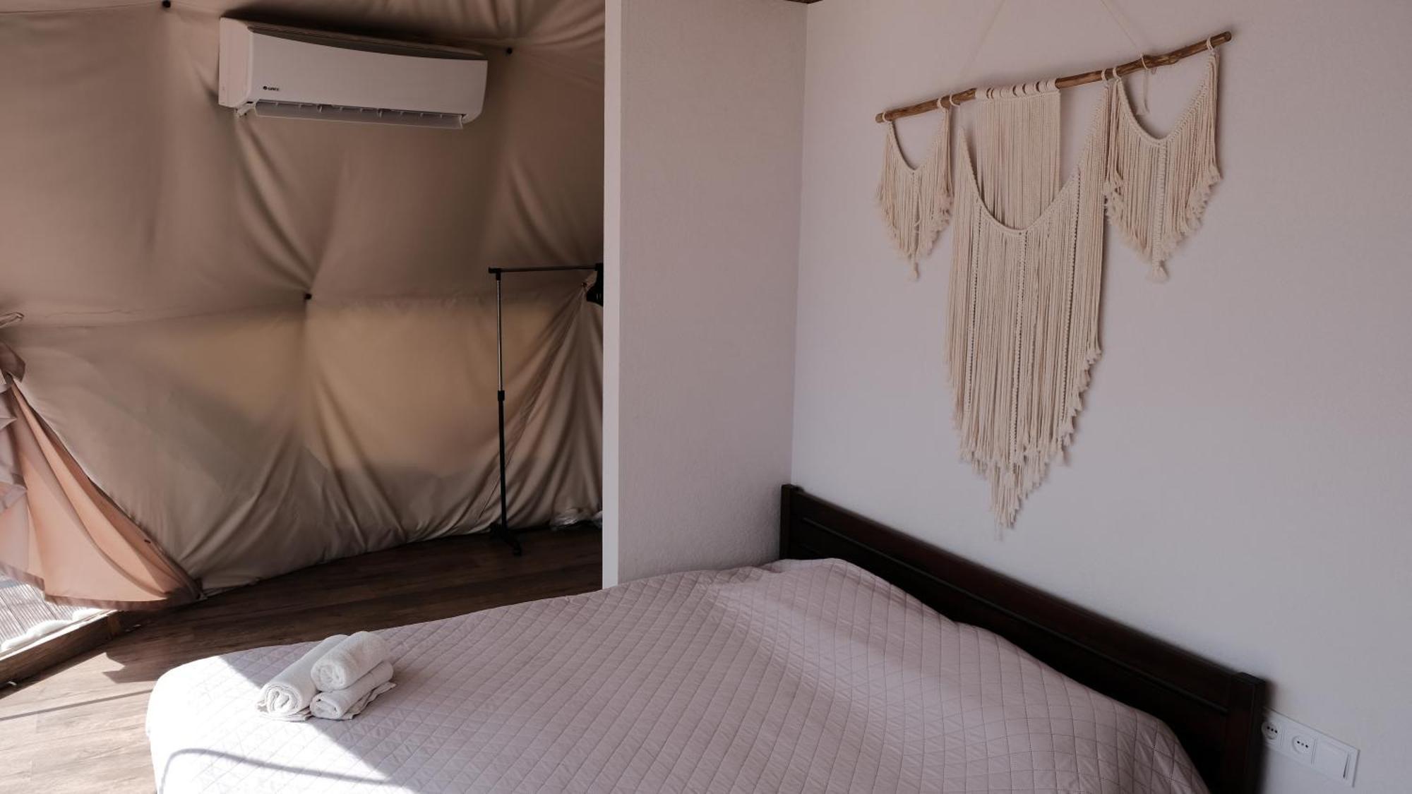 Глемпінг Де Вайб Hotel Vorokhta Room photo